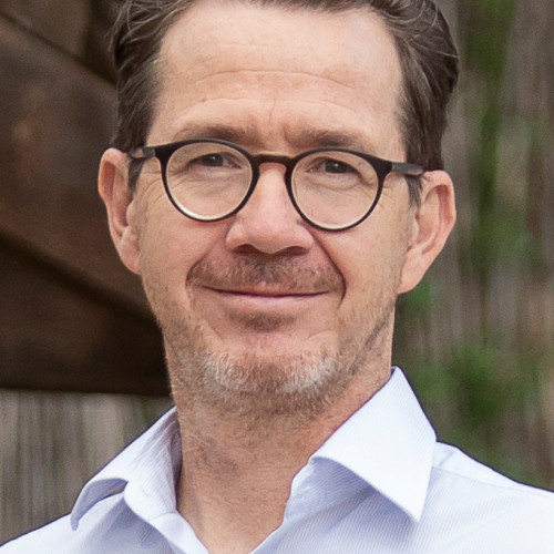 Dr Joerg Helmschrot