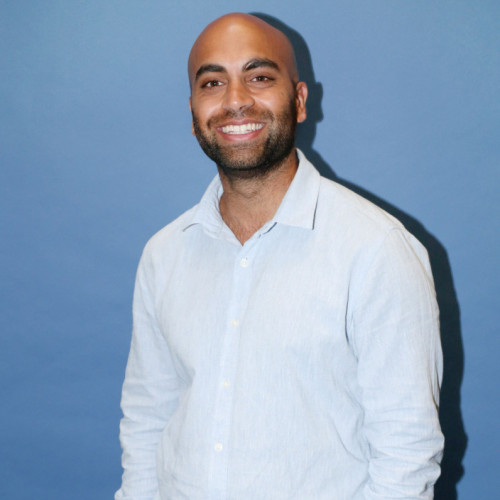 Portrait photo of Justin Borrison